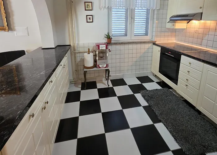 Holiday home Markovic