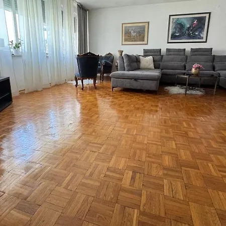 Markovic Prázdninový dům